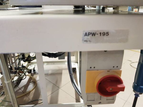 JUKI APW 195 automat do odszywania kieszeni ciętych